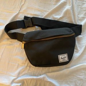 Herschel belt bag
